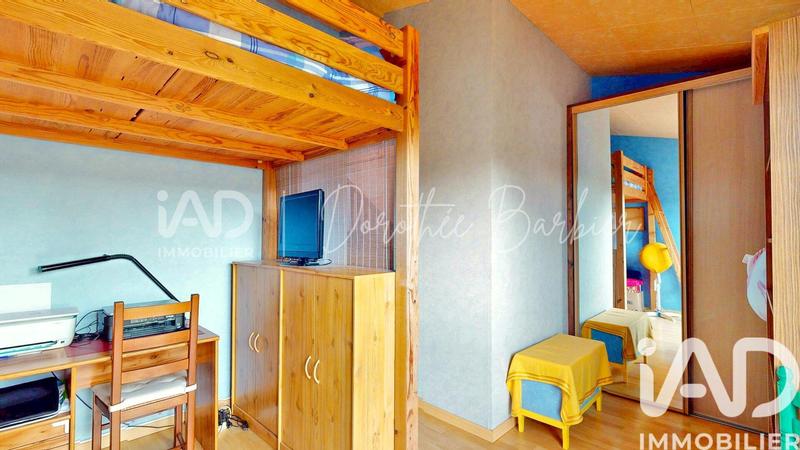 Maison - 104 m² - 5 pièces