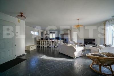 Maison contemporaine - 123 m² - 6 pièces