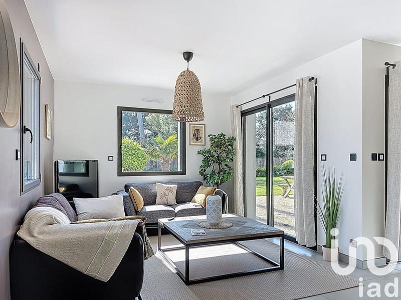 Maison - 104 m² - 5 pièces