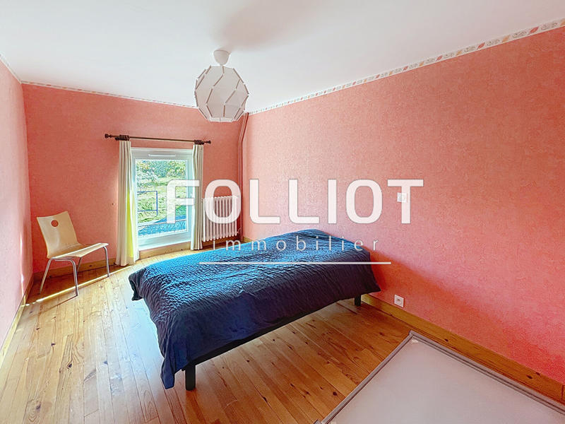 Maison - 187 m² - 7 pièces