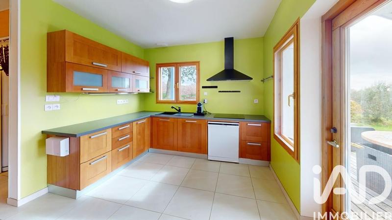 Maison - 172 m² - 7 pièces