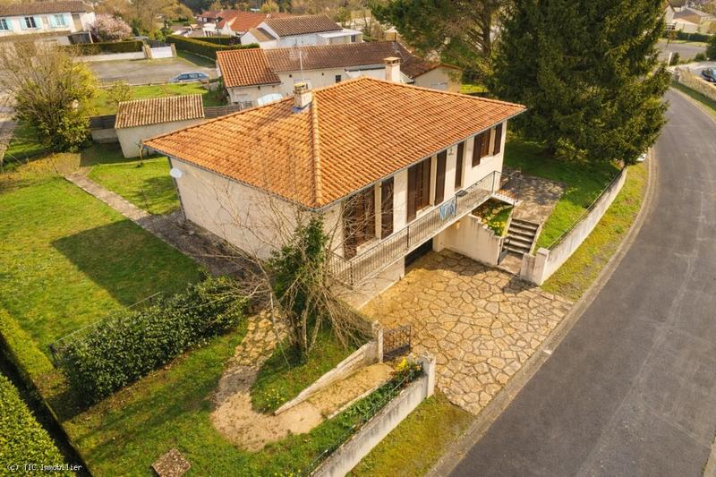 Pavillon - 90 m² - 4 pièces