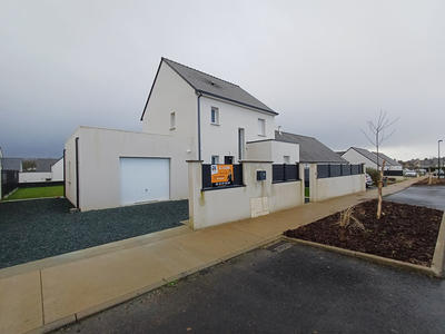 Maison - 110 m² - 5 pièces