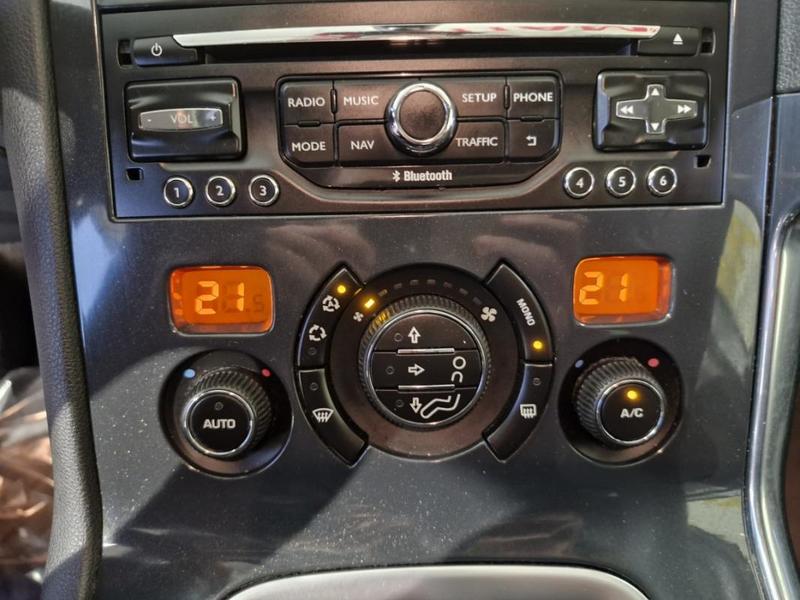 Peugeot 3008 1.6 Hdi 115ch Fap Bvm6 Feline