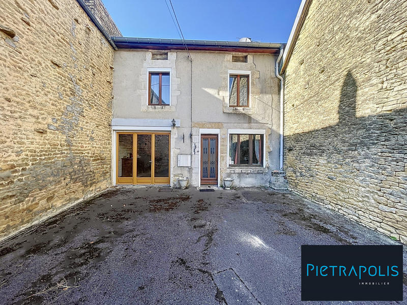 Maison - 120 m² - 4 pièces