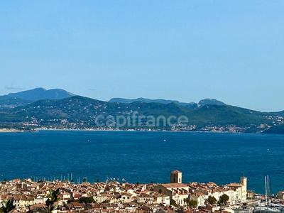 Maison - 160 m² - 4 pièces