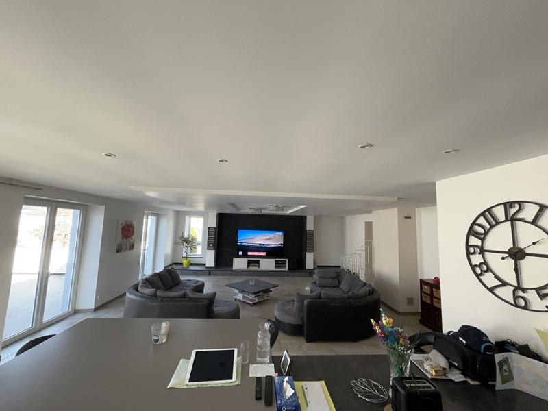 Maison contemporaine - 191 m² - 5 pièces