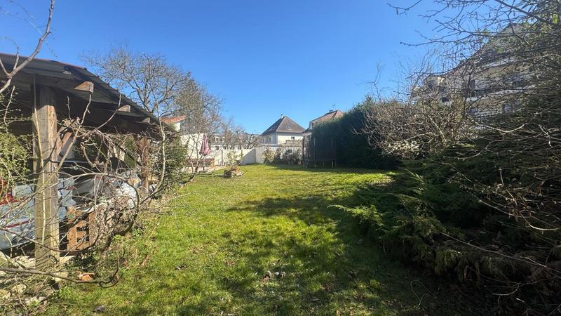 Maison - 203 m² - 6 pièces