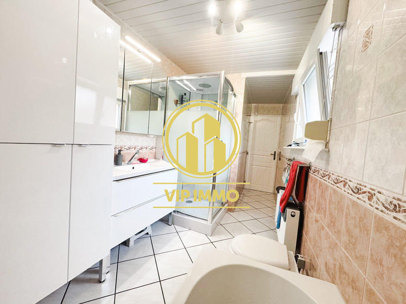 Maison - 131 m² - 7 pièces