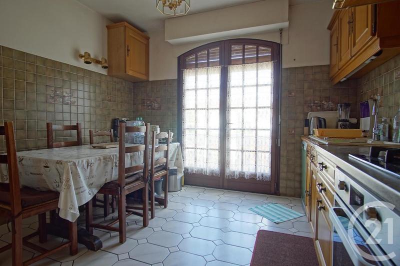 Pavillon - 137 m² - 6 pièces