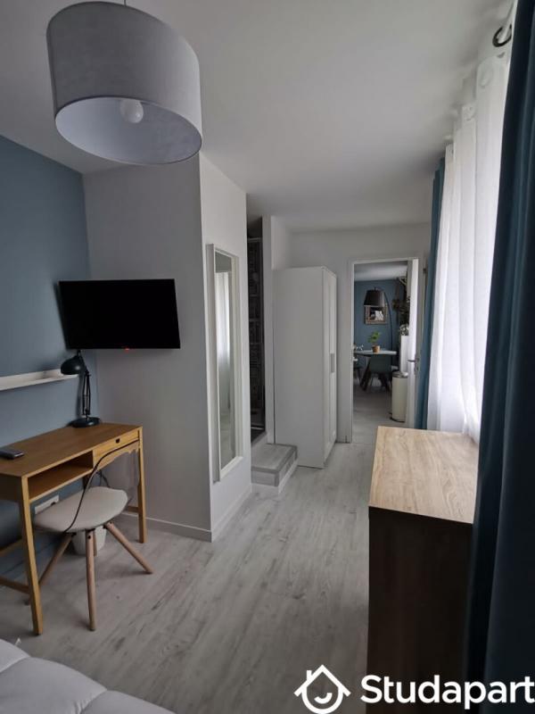 Chambre - 12 m² - 1 pièce