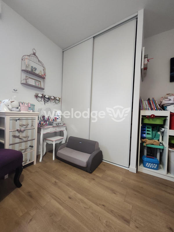 Maison - 94 m² - 4 pièces