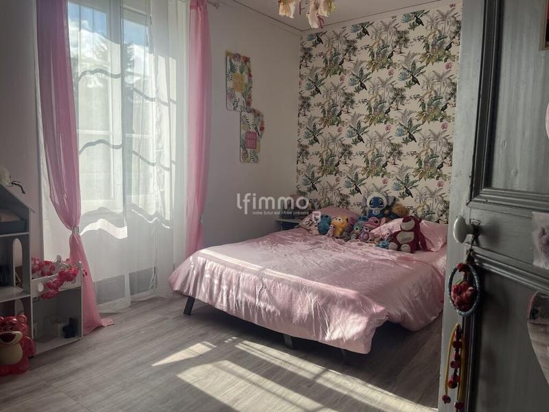 Maison - 164 m² - 8 pièces