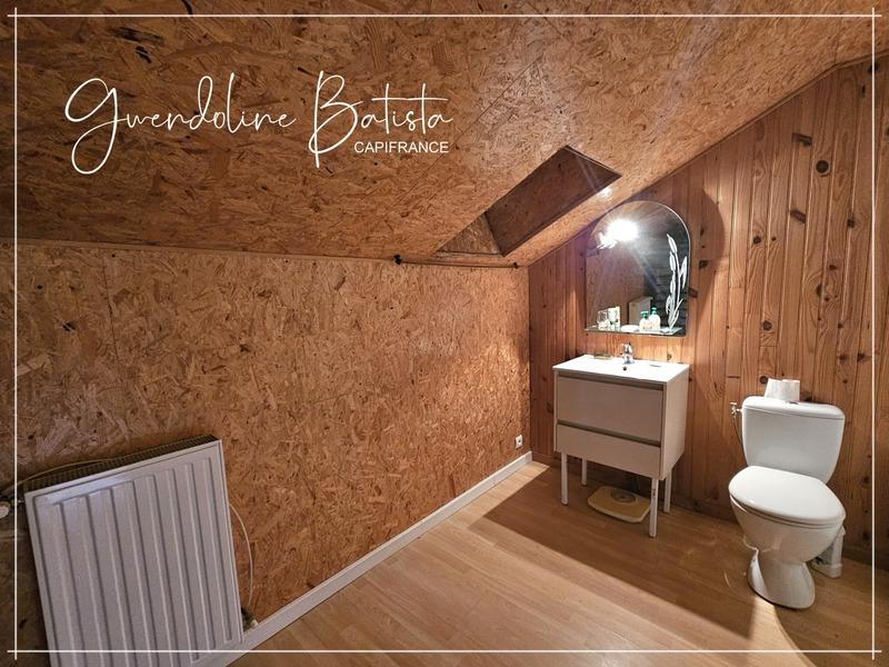 Maison - 215 m² - 6 pièces