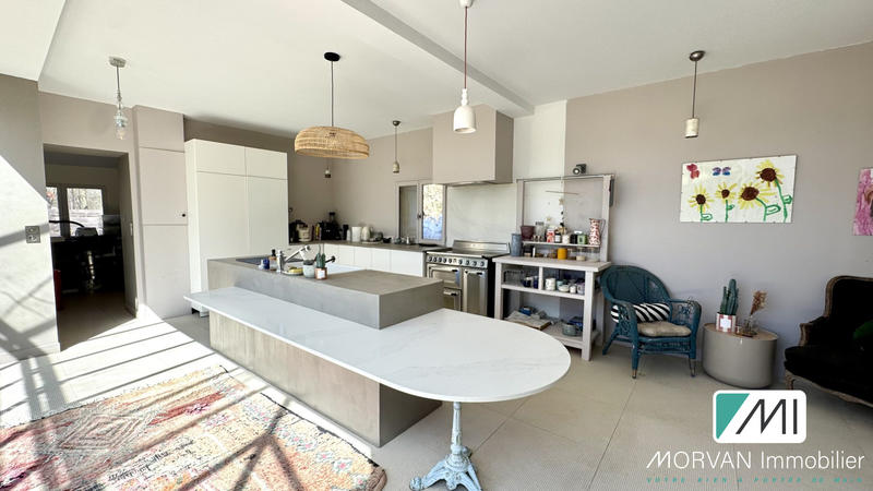 Maison - 190 m² - 7 pièces