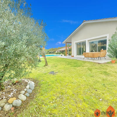 Maison - 150 m² - 5 pièces