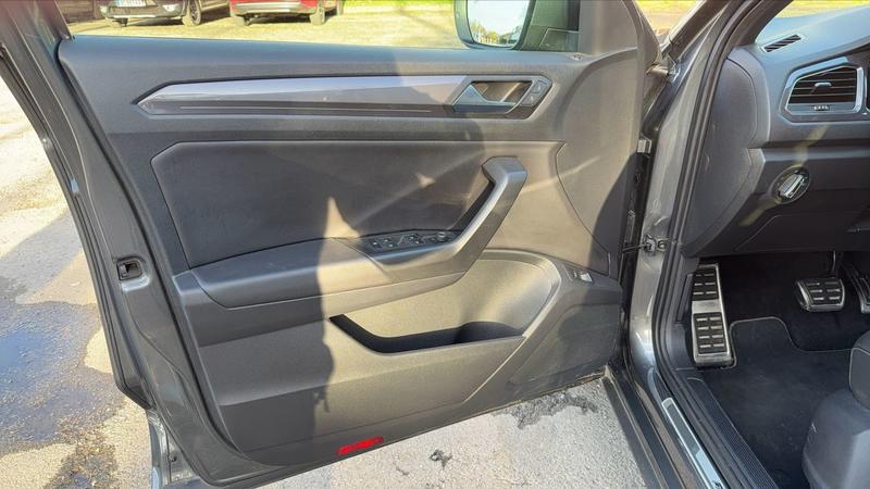 Volkswagen t-Roc 1.5 Tsi 150 Dsg7 R-Line