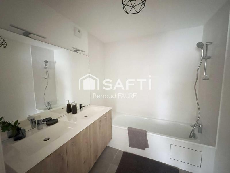 Appartement - 111 m² - 5 pièces