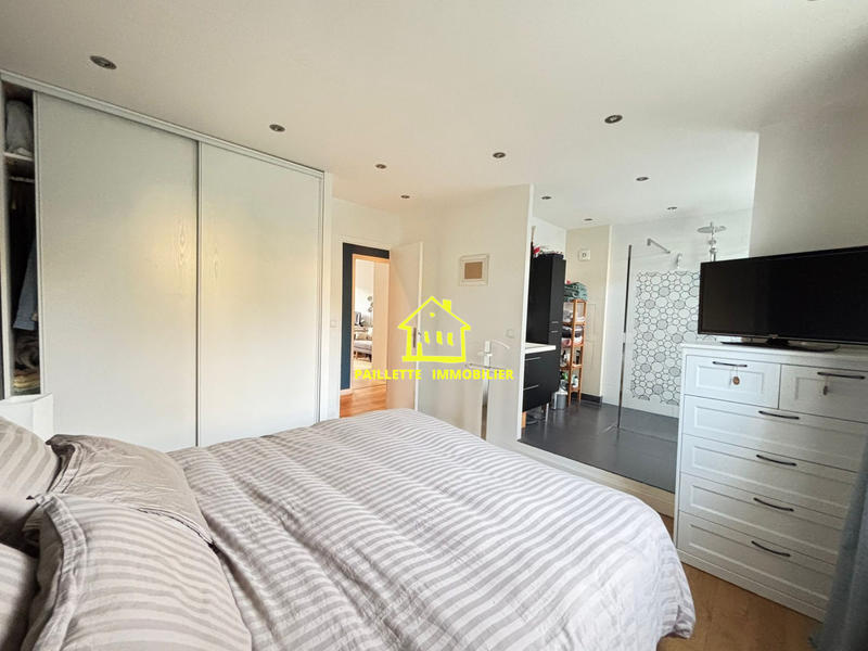 Appartement - 104 m² - 4 pièces