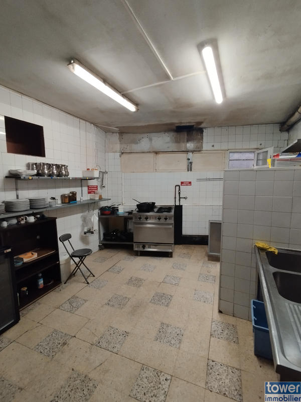 Local commercial - 110 m²