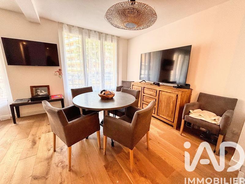 Appartement - 79 m² - 3 pièces