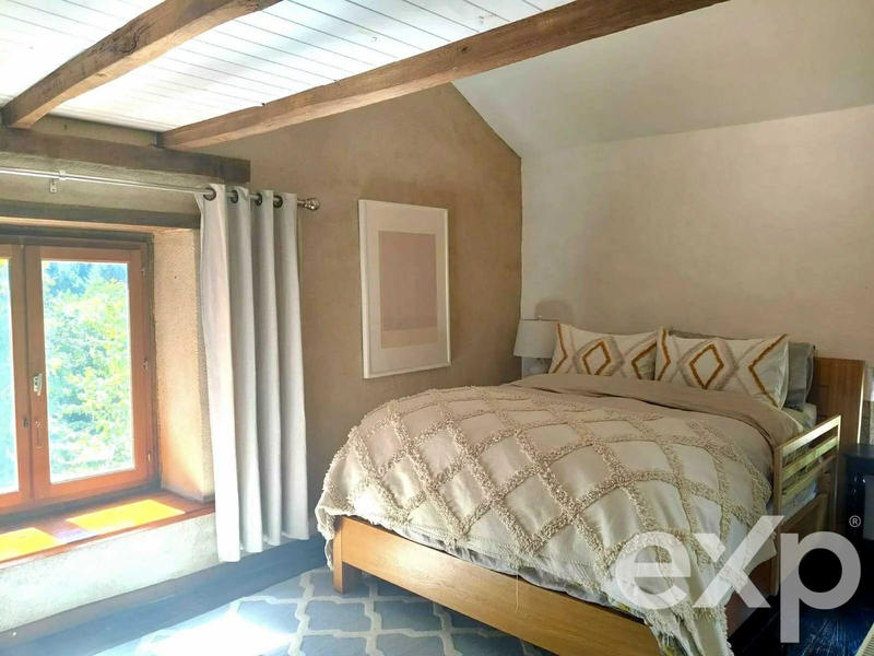 Maison traditionnelle - 124 m² - 5 pièces