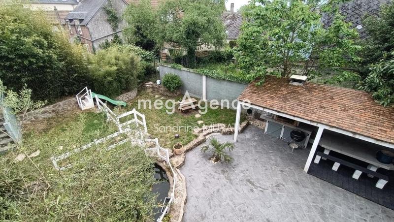 Maison - 228 m² - 7 pièces