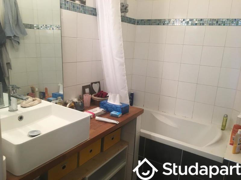 Chambre - 63 m² - 1 pièce