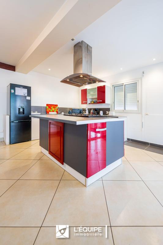 Demeure - 280 m² - 11 pièces