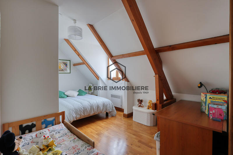 Maison - 103 m² - 5 pièces