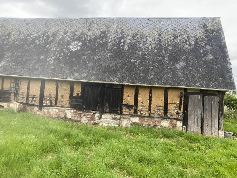 Parking / Garage - 150 m²