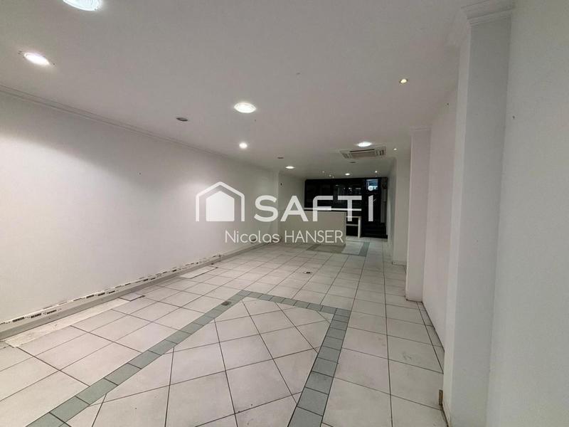 Local commercial - 82 m² - 3 pièces