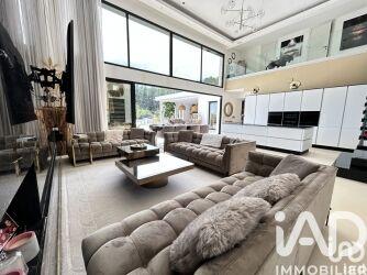 Maison - 190 m² - 7 pièces