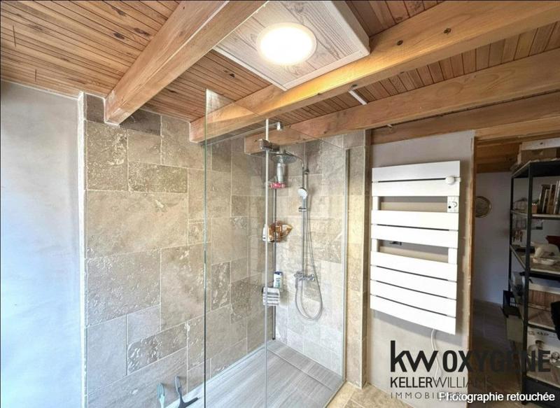 Maison en pierre - 98 m² - 4 pièces