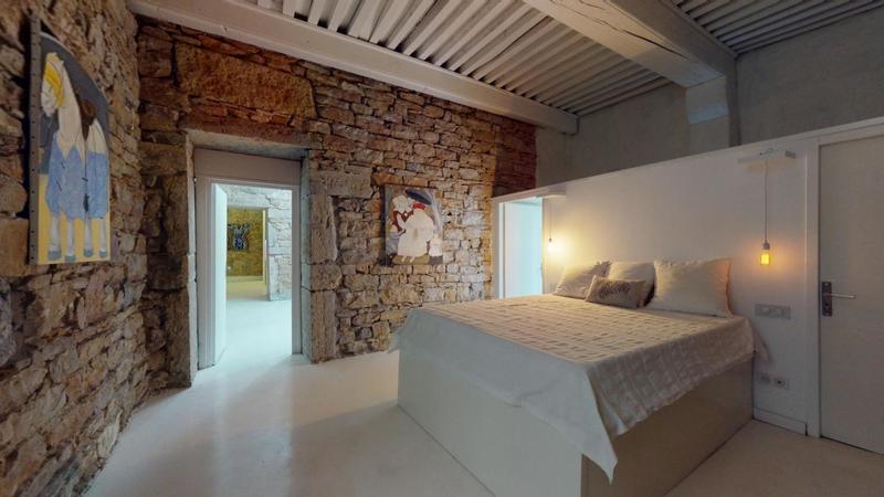 Appartement - 83 m² - 2 pièces