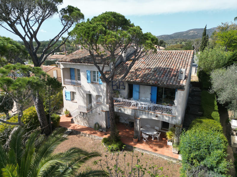 Villa - 154 m² - 4 pièces