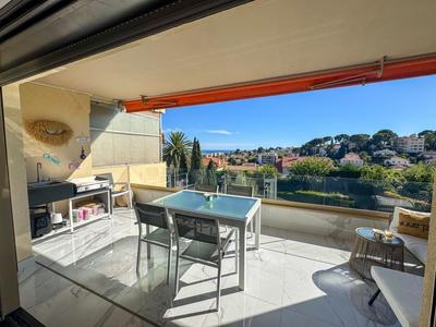 Appartement - 85 m² - 3 pièces