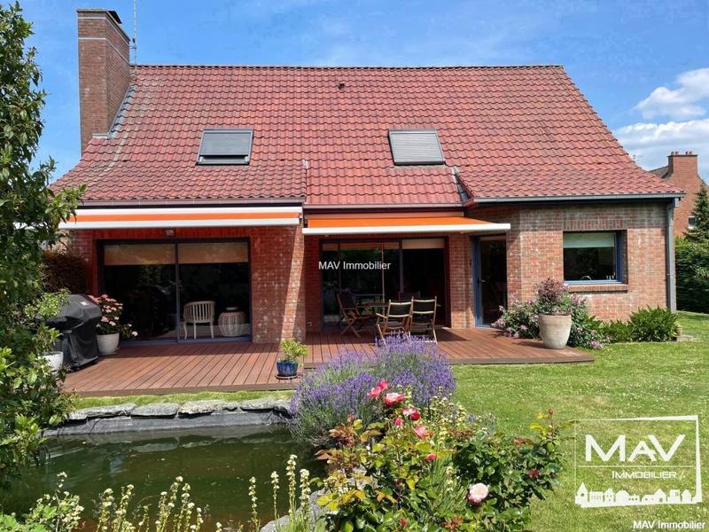 Maison d'architecte - 165 m² - 6 pièces