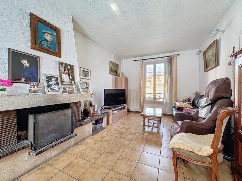 Maison - 186 m² - 7 pièces