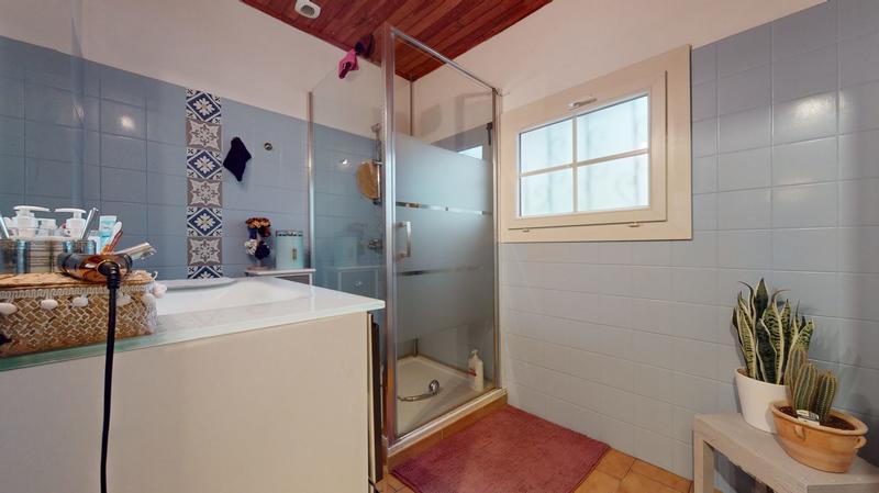 Maison - 430 m² - 16 pièces