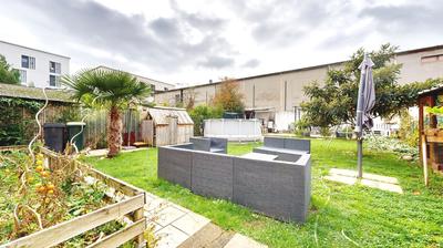 Maison - 92 m² - 5 pièces