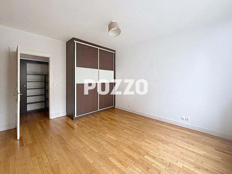 Appartement - 81 m² - 3 pièces