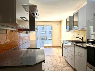 Appartement - 90 m² - 3 pièces