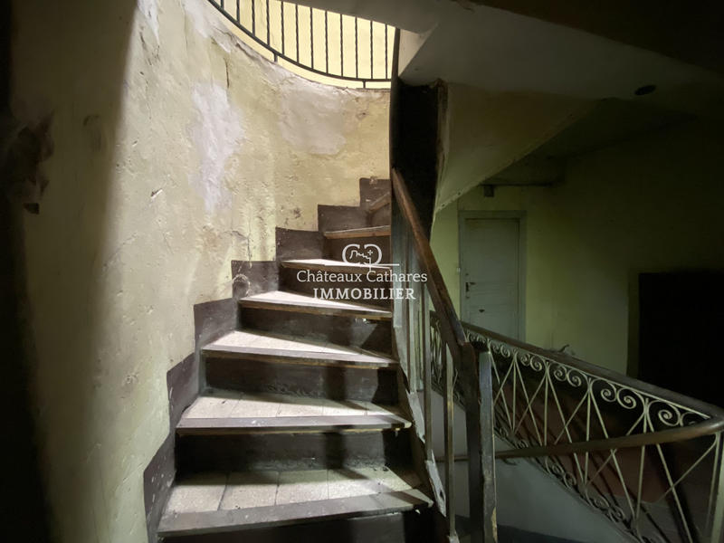 Maison - 235 m² - 9 pièces