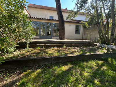 Maison - 101 m² - 5 pièces