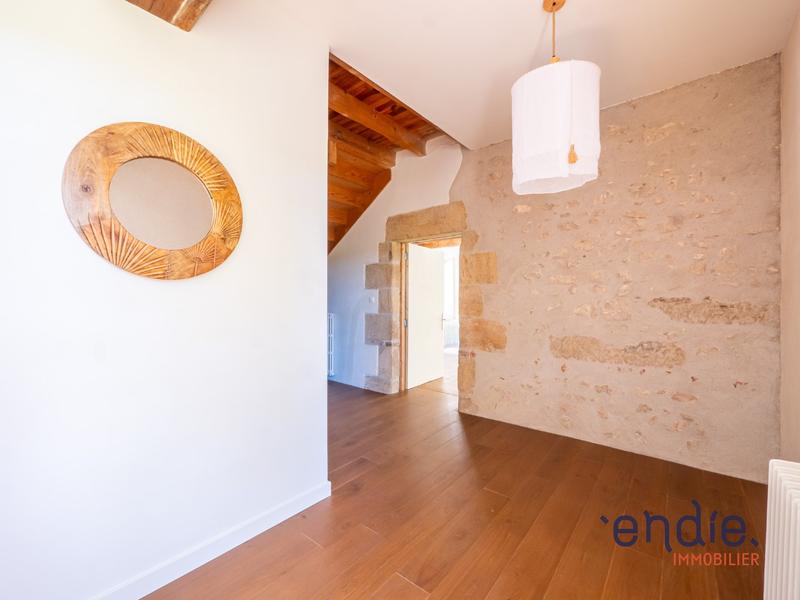 Maison - 450 m² - 16 pièces