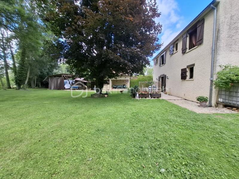 Maison - 143 m² - 6 pièces