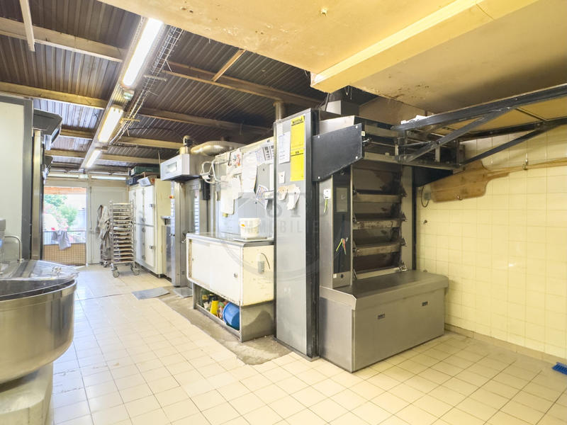 Fonds de commerce - 350 m²