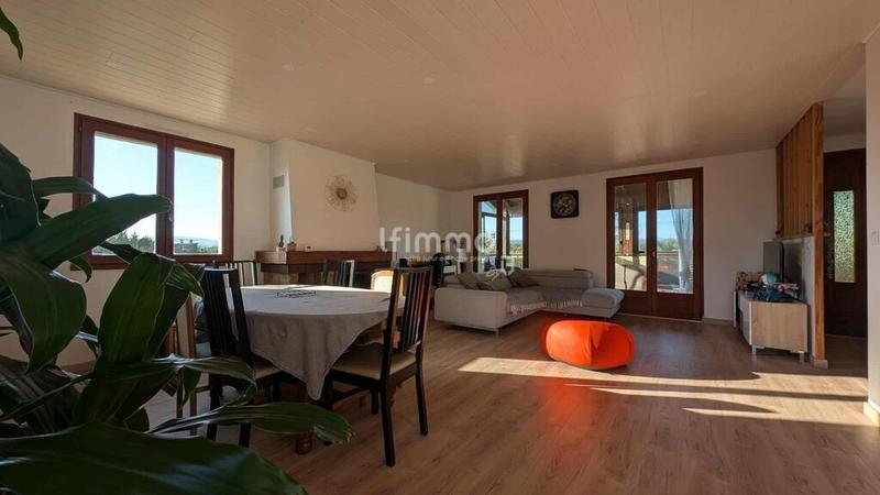 Maison - 91 m² - 3 pièces