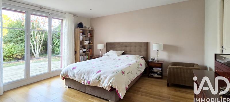 Maison - 228 m² - 7 pièces